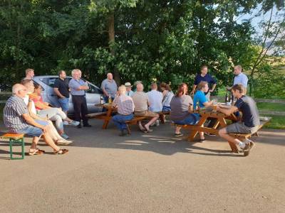 Sommergesprch am Badsee Gschwend